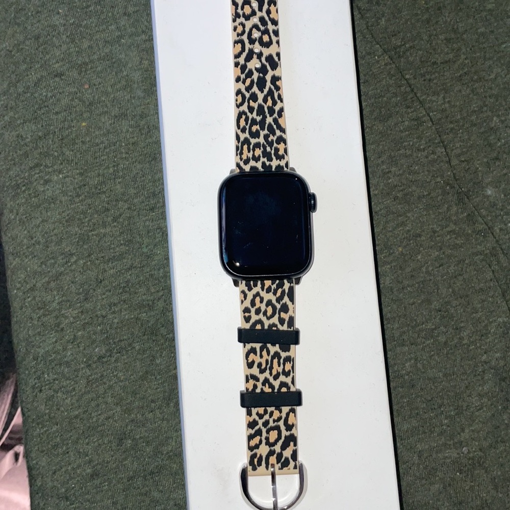 Apple watch gen 7 33 mm